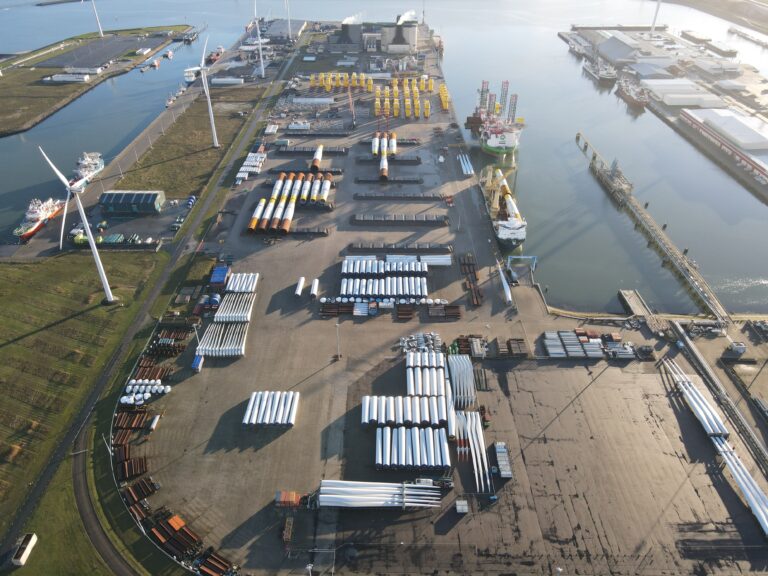 Recycling of windturbines: a solution in the Eemshaven